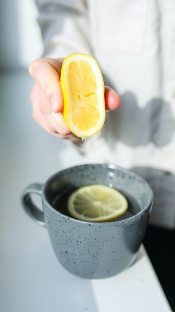 jus de citron en boisson chaude
